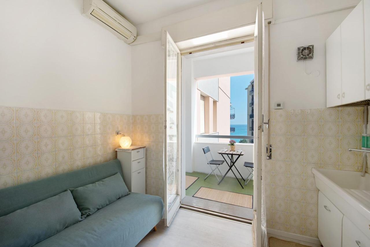 Apartment Casa Terrace And Parking Cogoleto